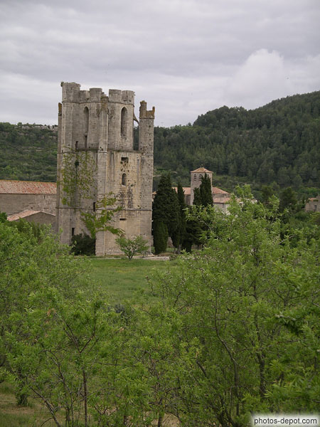 photo de Tour clocher de l'Abbaye de Lagrasse
