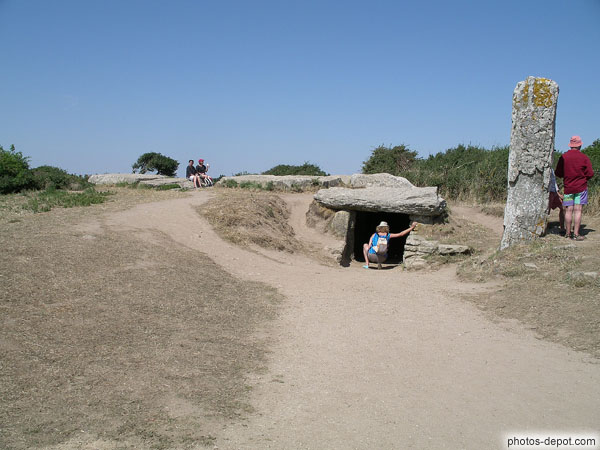 photo d'entrée du dolmen des pierres plates