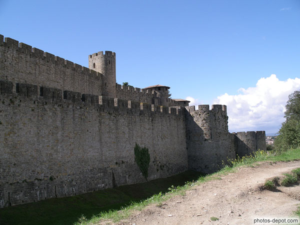 photo de remparts de la Cité médiévale