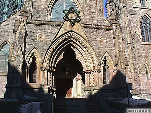 photo de portail d'église