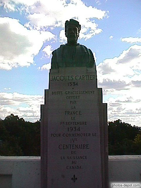 photo de Buste de Jacques Cartier 1534-1934