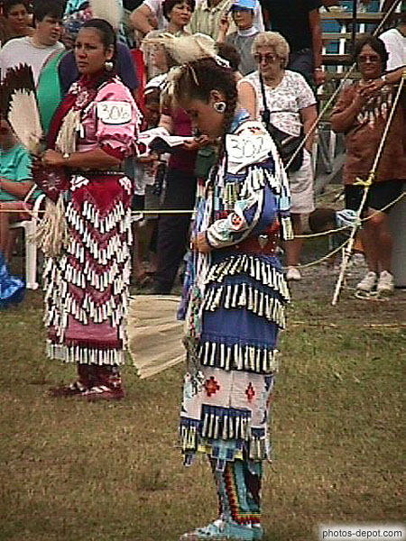 photo de costumes Amérindiens à clochettes