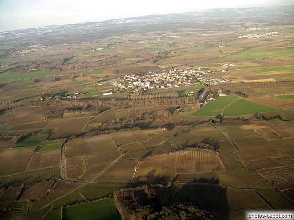 photo de village vue d'avion