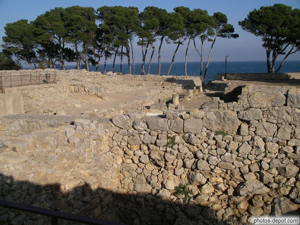 photo de Ruines de Nea Polis, cité grecque