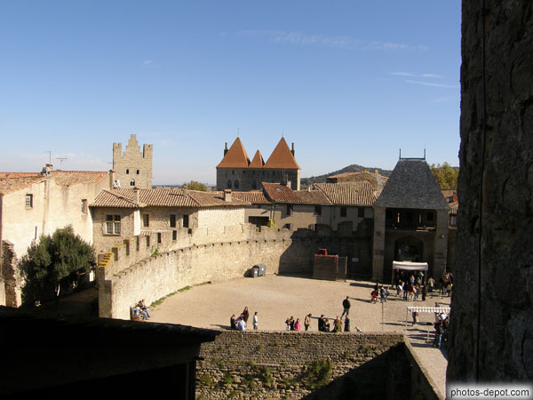photo de place défensive accès au chateau