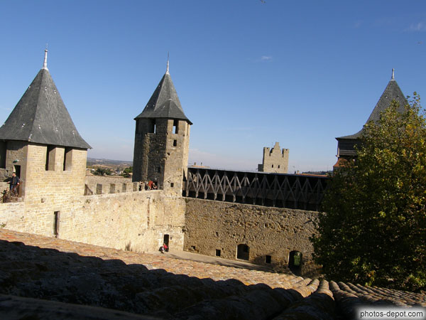photo de tours du chateau et hourds