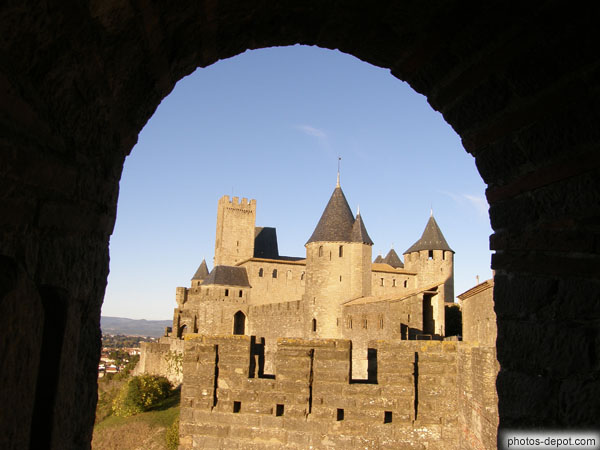 photo de Les tours du château comtal