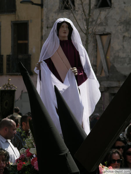 photo de La Soleda, pleurant sur le suaire, Procession de la Sanch