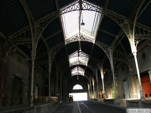 photo de Gare des Caves Byrrh construite par les ateliers Gustave Eiffel