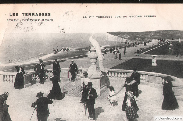photo de 1ère terrasse vue du second perron près Tréport-Mer 1910