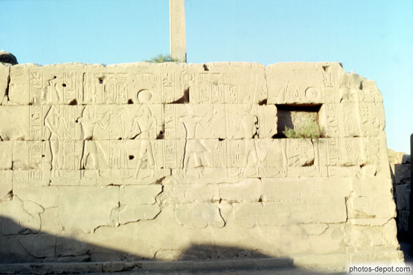 photo de Pierrres aux inscriptions hieroglyphes