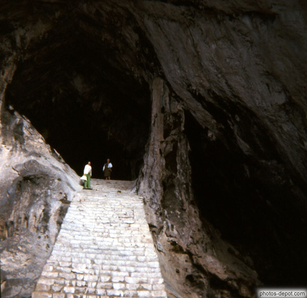 photo d'entrée de la grotte