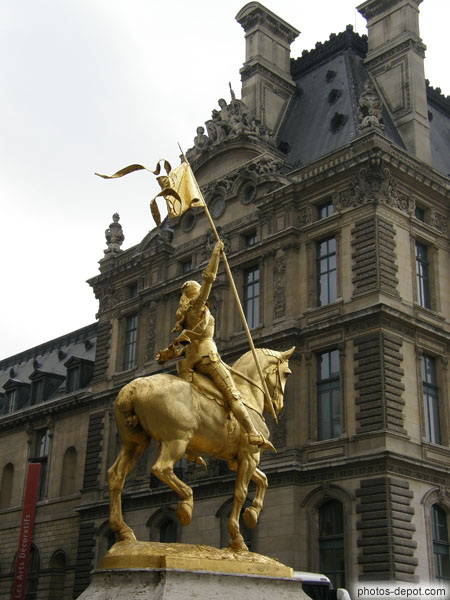 photo de Statue equestre de Jeanne d'Arc
