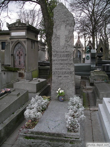 photo de tombe de Guillaume Apollinaire, 1891-1967. Poète