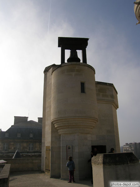 photo de Campanile et cloche de l'horloge (datant de 1369) sur chatelet