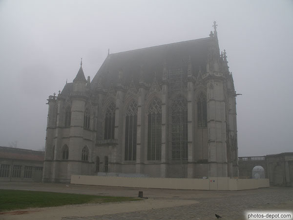 photo de Sainte Chapelle dans la brume
