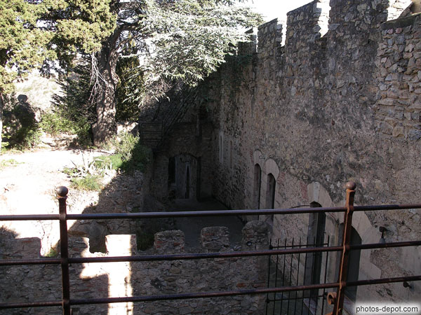 photo de cour intérieure du chateau