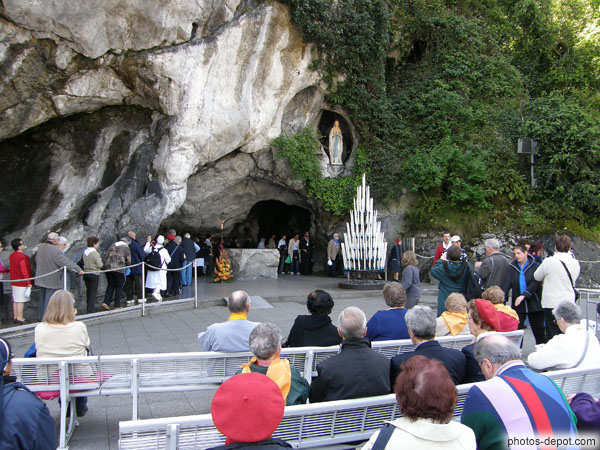 photo de grotte de Massabielle