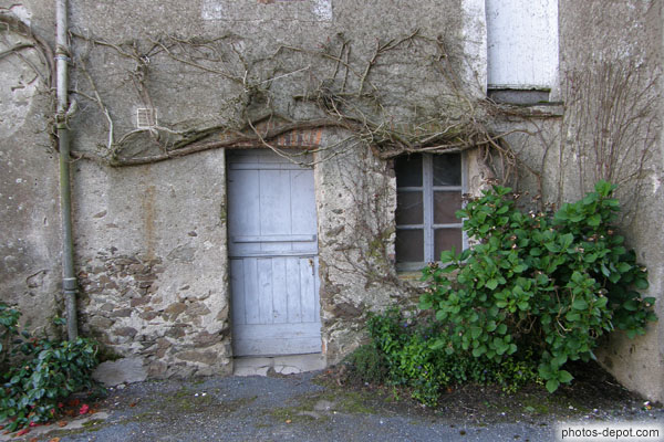 photo d'entrée vieille demeure