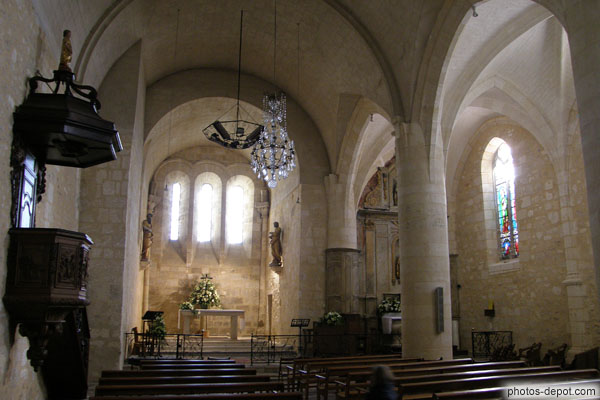 photo de nef de l'église St Martin