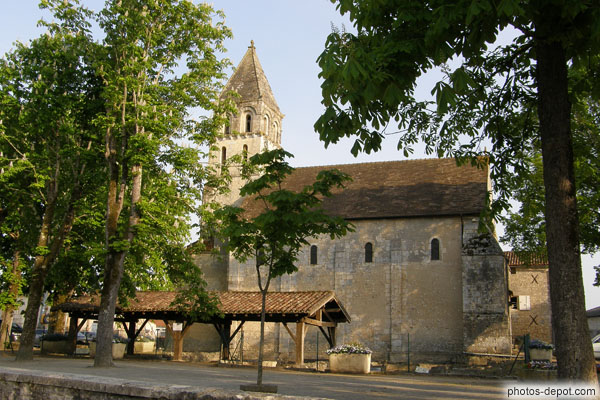photo d'Eglise romane St Gervais St Protais