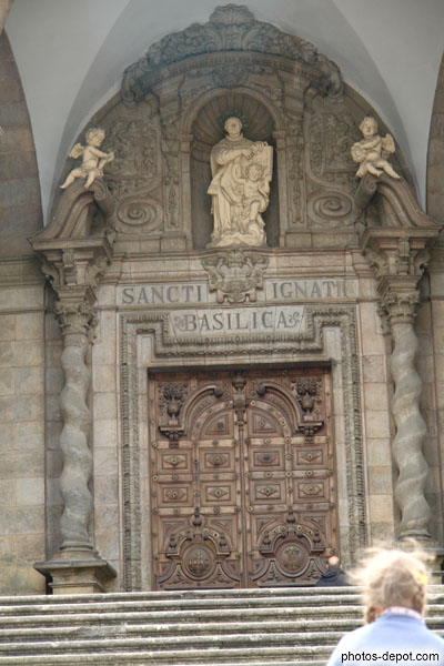 photo d'Entrée du sanctuaire Sancti Ignatio Basilica