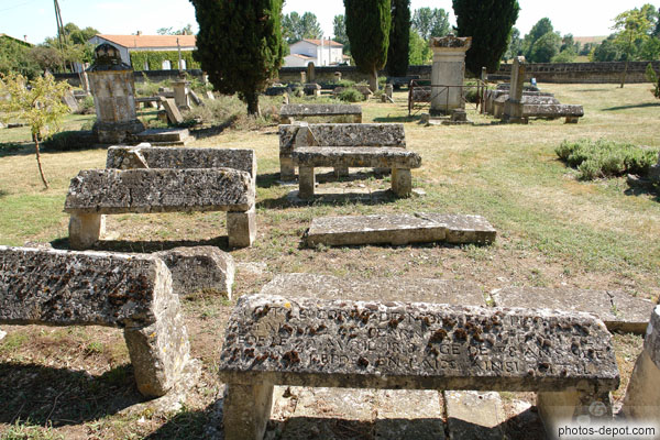 photo de tombes du cimetière