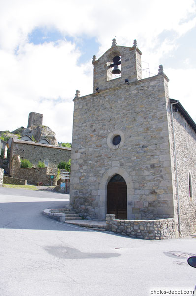 photo de facade de l'église d'Egat