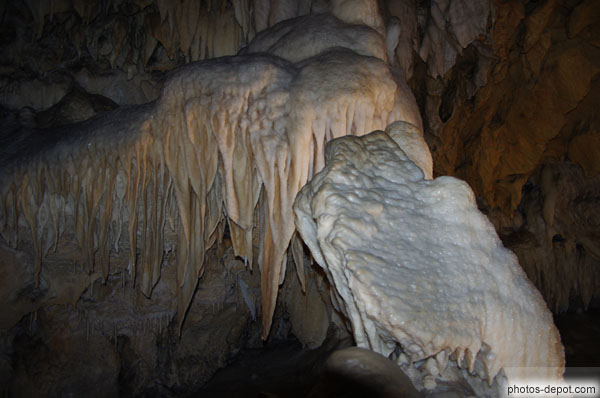 photo de concretions de la grotte