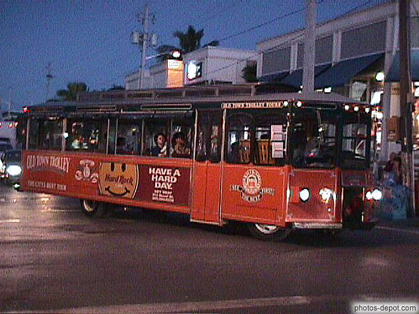 photo d'autobus aux allures de tramway