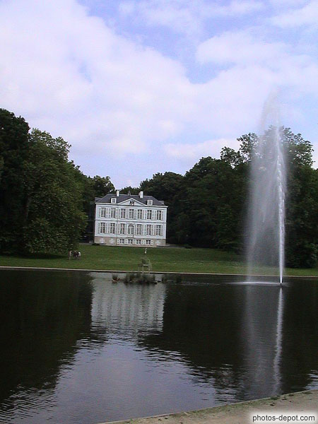 photo de Chateau et étang de Malou