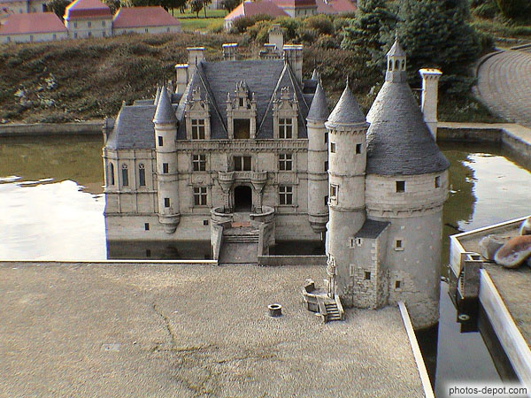 photo de France, entree chateau de Chenonceaux XVIe (chateau des Dames)