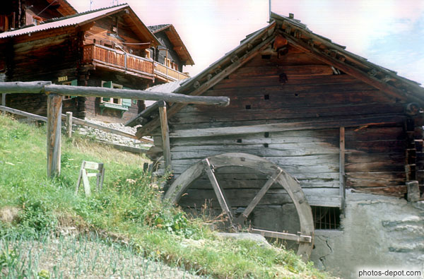 photo de moulin à eau, Evolène Val Hérens
