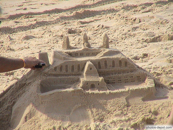 photo de château de sable