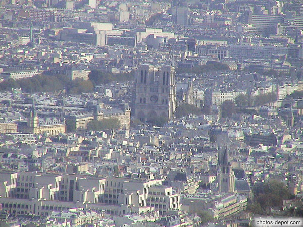 photo de Cathédrale Notre Dame de Paris vue de la tour Eiffel