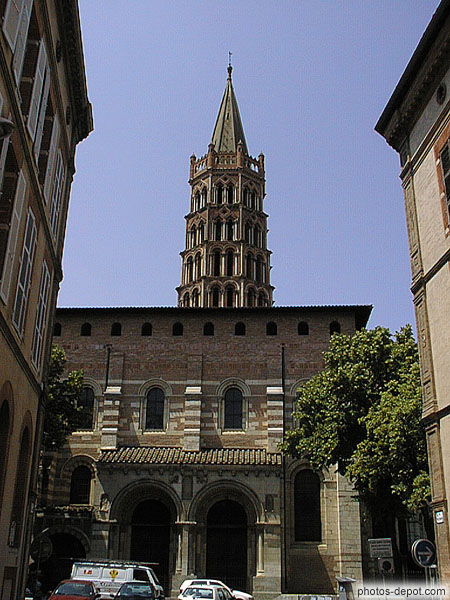 photo de Tour clocher de la Basilique St Sernin