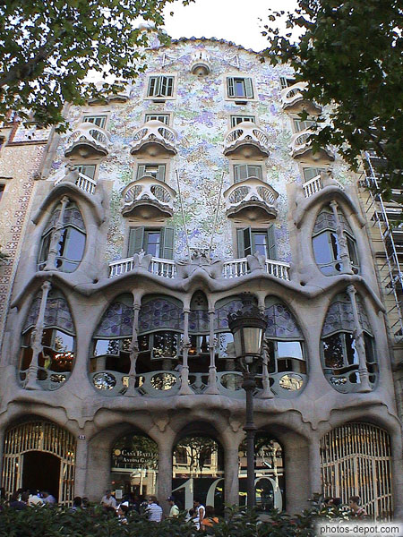 photo de Paseo de Gratia : Casa Batllo de Gaudi