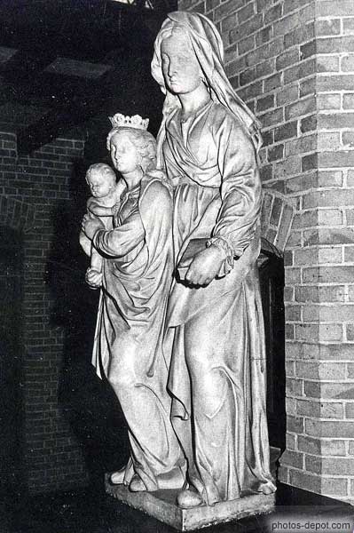 photo de Statue Ste Anne, Ste Marie et l'enfant Jésus