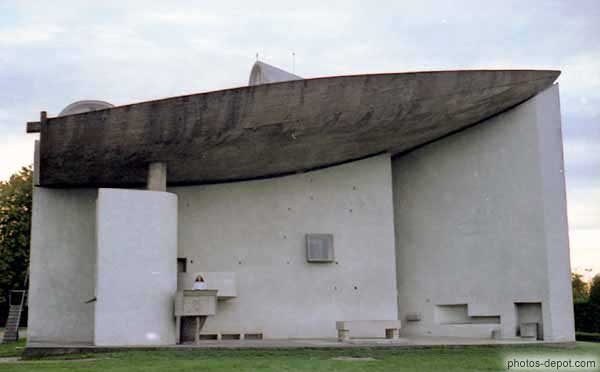 photo de église de Ronchamps, Le Corbusier