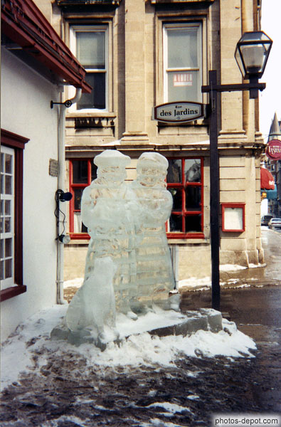 photo de statues de glace à Québec