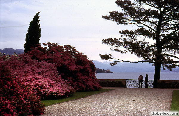 photo de Couple sur une terrasse face à Isola Madre