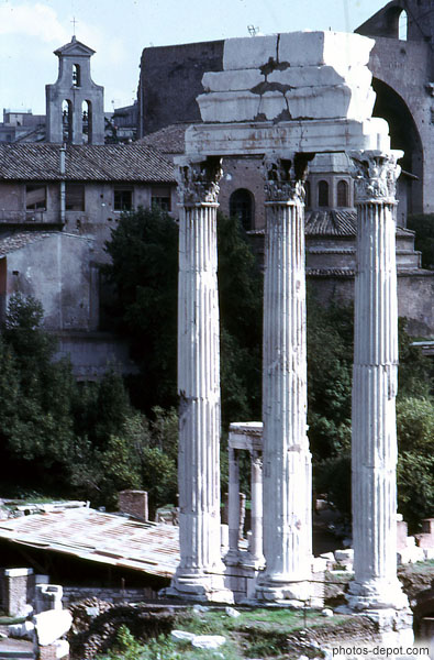 photo de Colonnes du temple de Castor et Polux