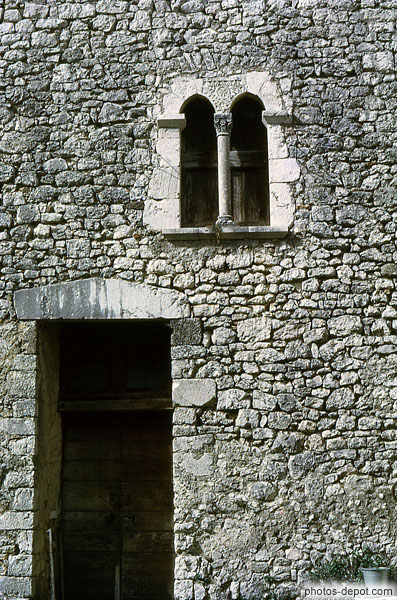 photo de Porte et fenêtre à colonnette