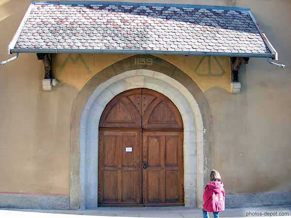 photo d'entrée de l'église