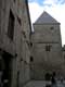 Donjon du chateau aux baies gothiques rajoutées au XIIIe siècle / France, Languedoc Roussillon, Carcassonne