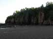 Rochers taillés par la mer lors des marées dans la baie / Canada, Nouveau Brunswick, Fundy Hopewell Rocks