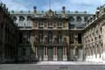 Facade renaissance aux décors prestigieux du chateau de Versailles / France, Paris, Versailles
