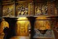 Stalles en bois de noyer aux reliefs de scènes de la bible et de l'histoire des saints / Espagne, Castille, Burgos, Cathedrale