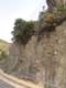 Grillages tendus sur les rochers pour retenir la chute de pierres / France, Languedoc Roussillon, Ille sur Tet
